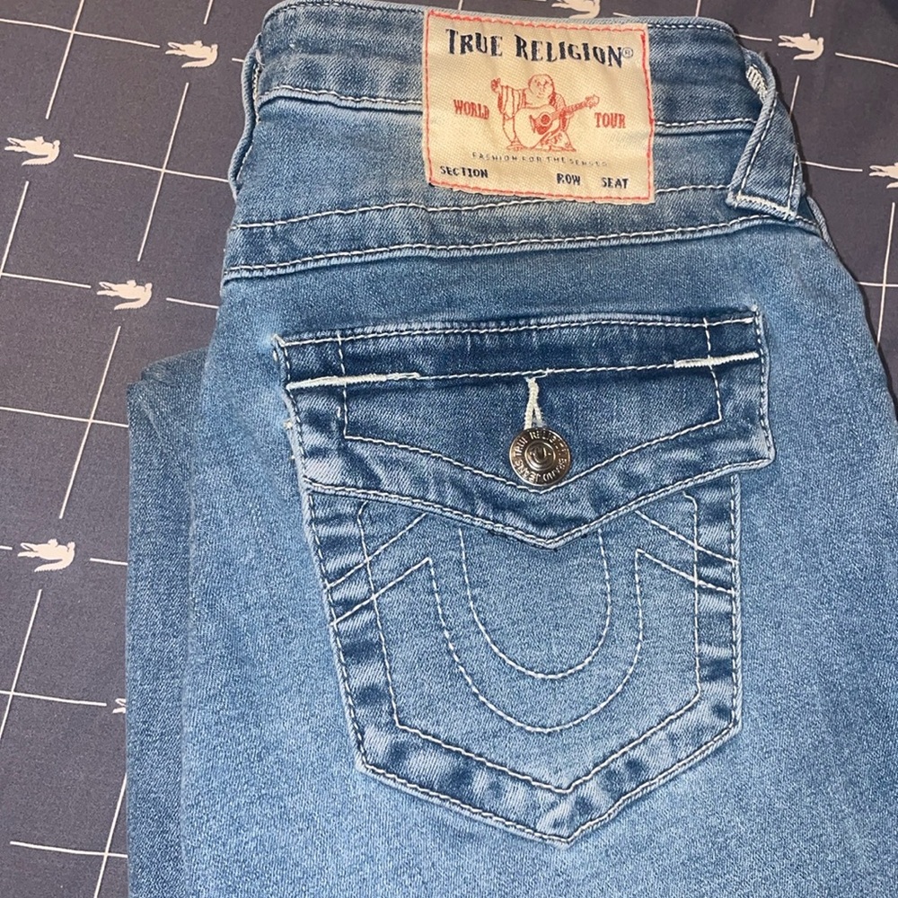 TRUE RELIGION | SIZE 24 | STELLA SKINNY JEAN | GENTLY USED | NO STAIN OR DAMAGE